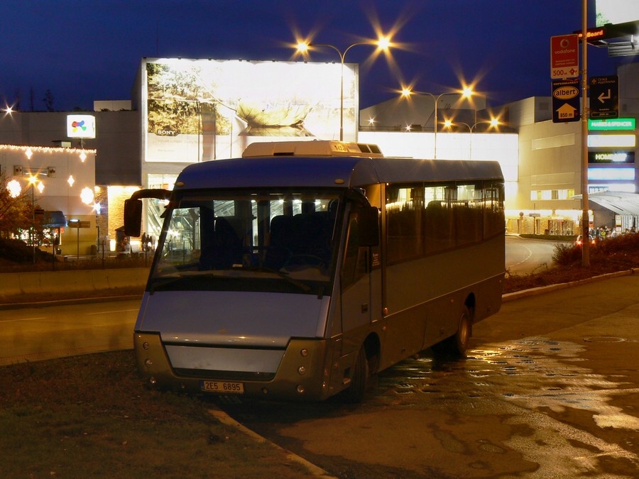 2E5 6895