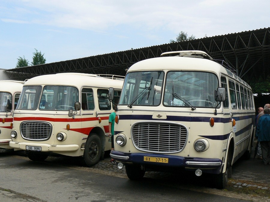 AX 37-11