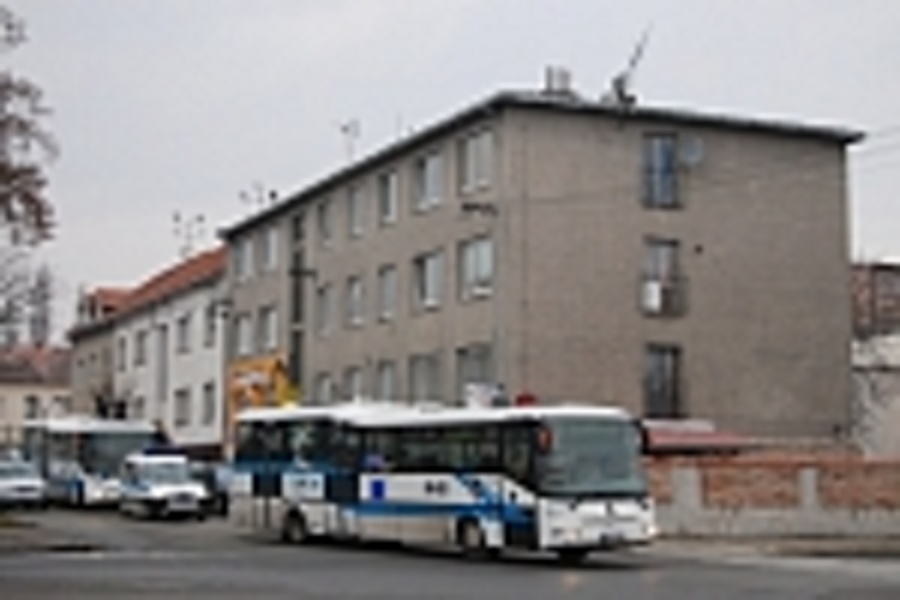 3B8 4883
