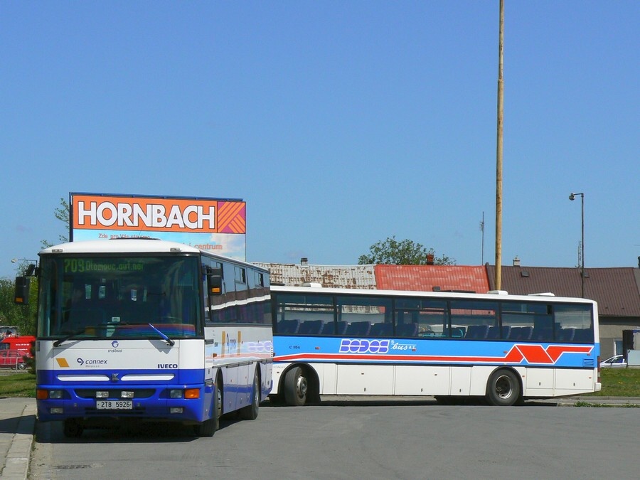 2T8 5926