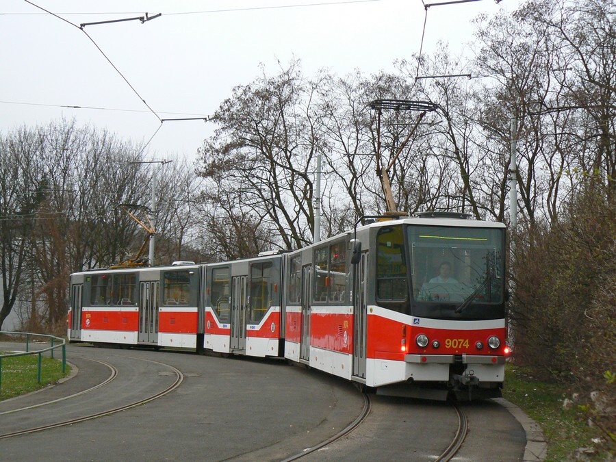 9074