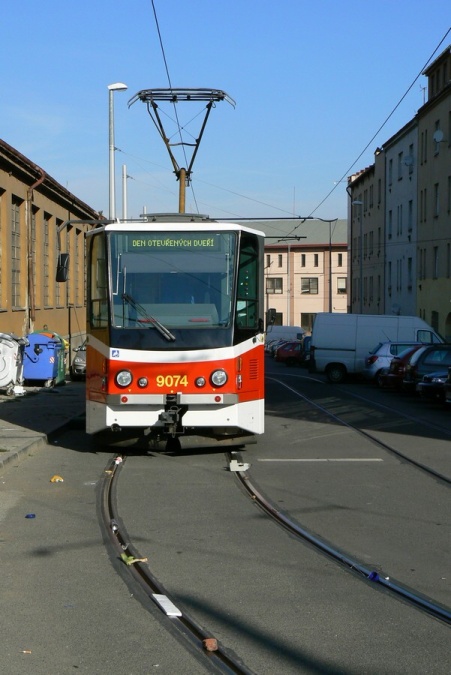 9074