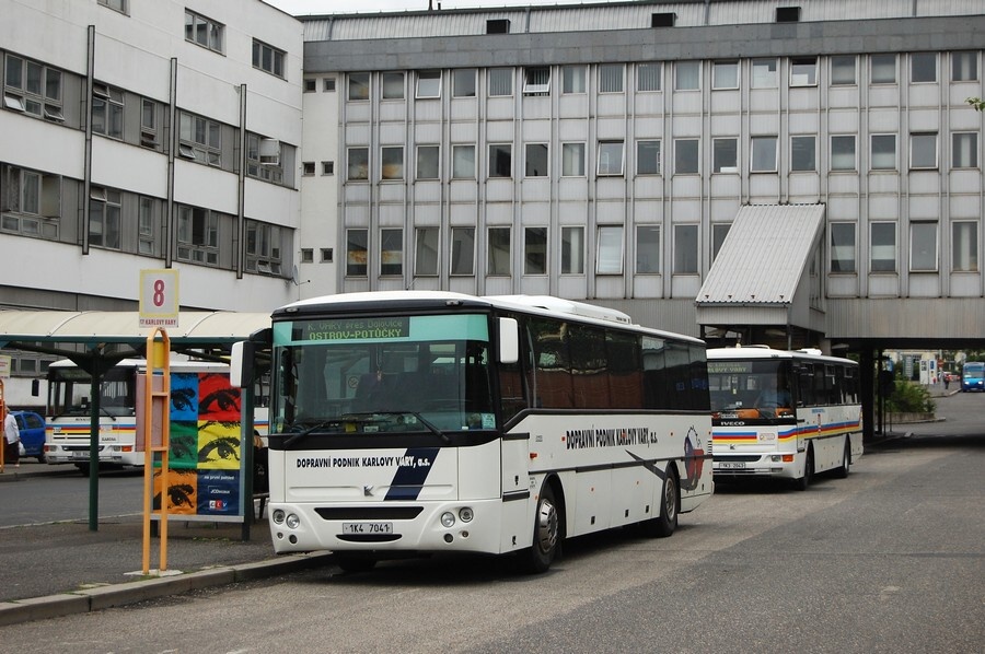 125