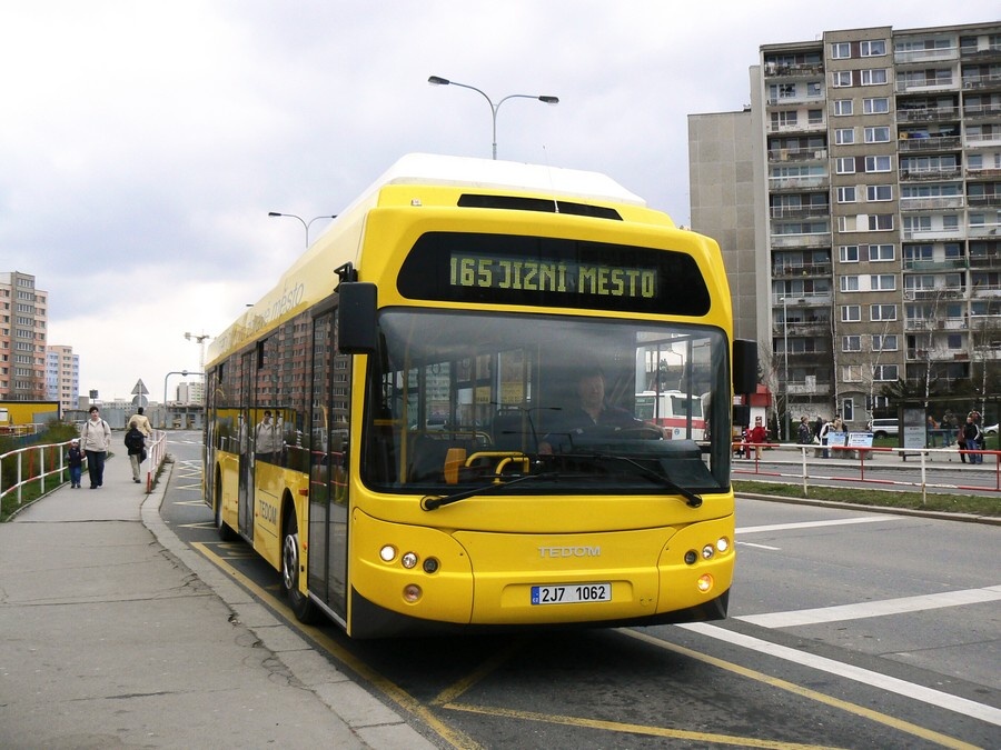 2J7 1062
