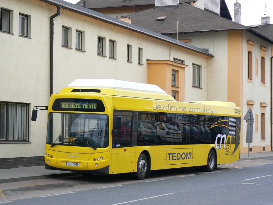 2J7 1062