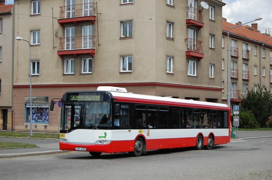 485