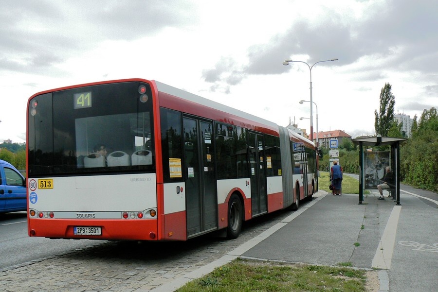 513