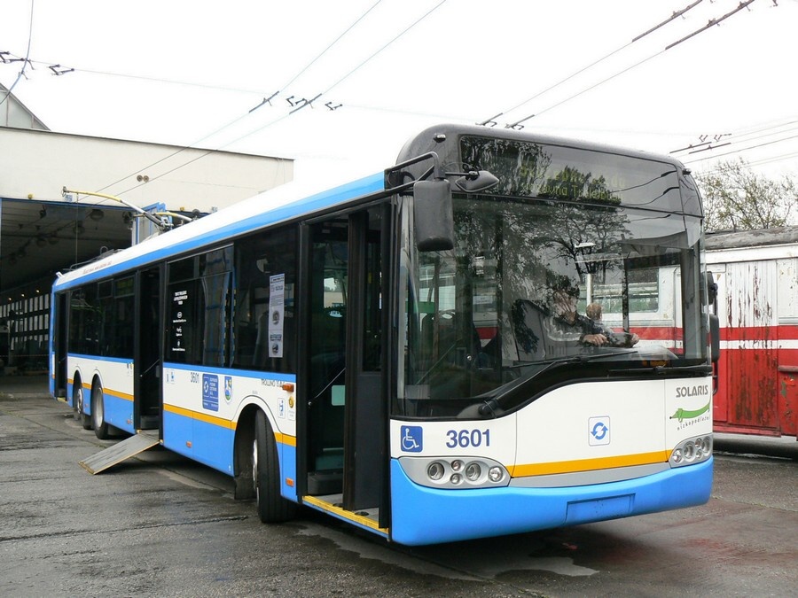 3601