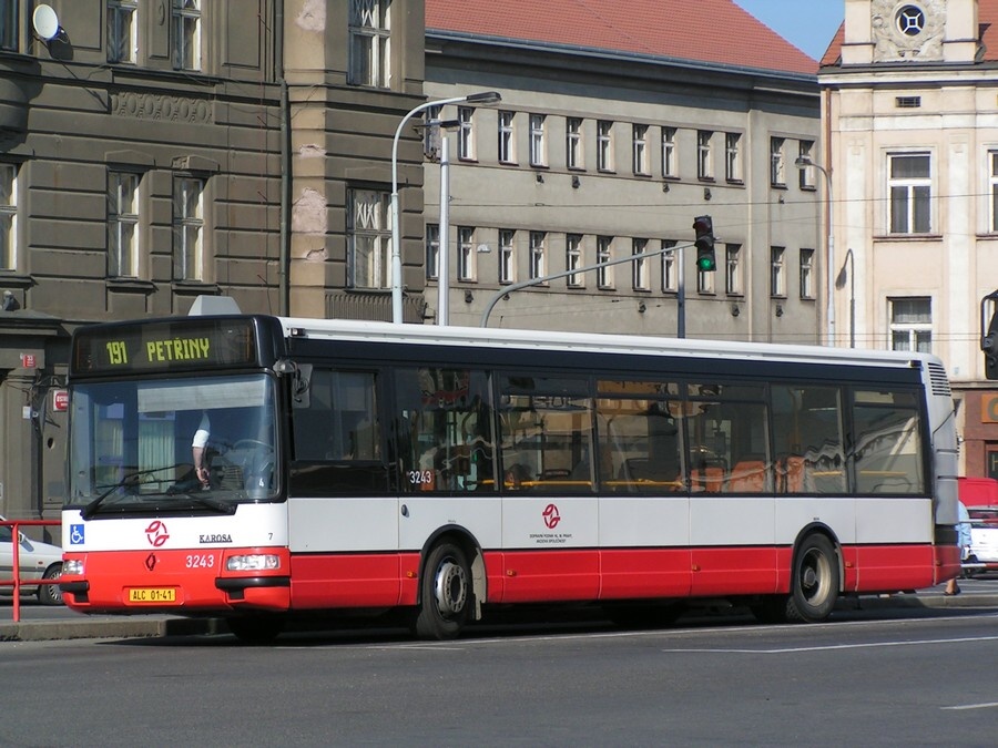 3243
