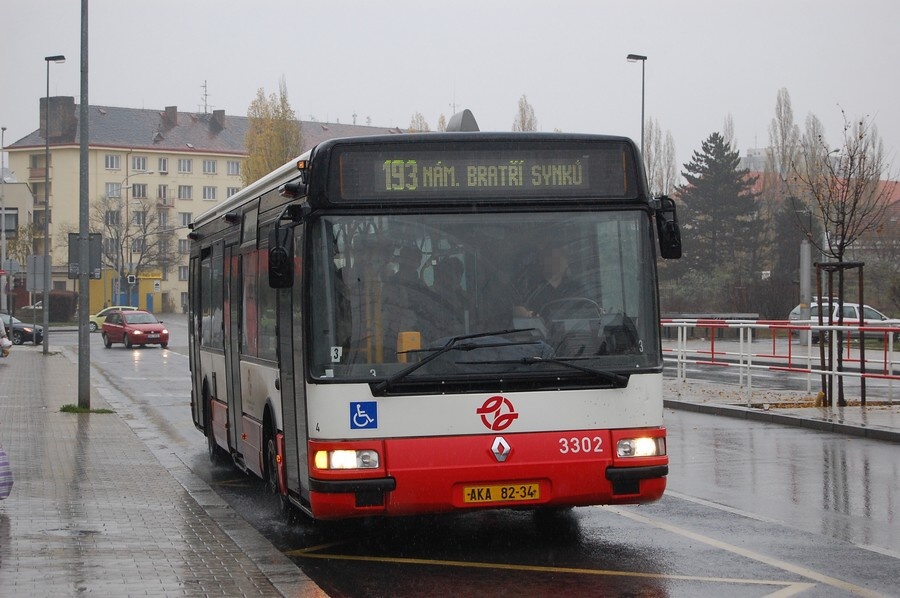 3302