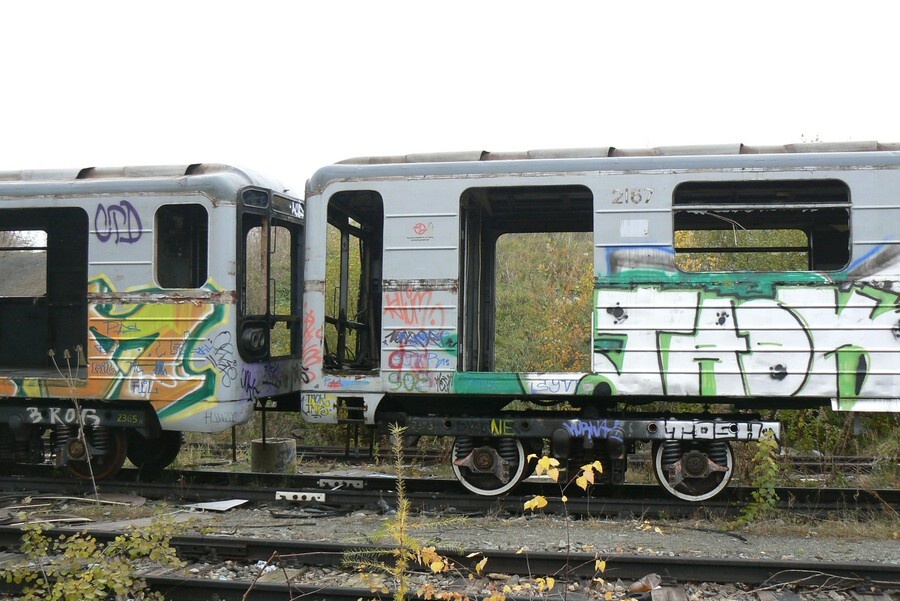 2167