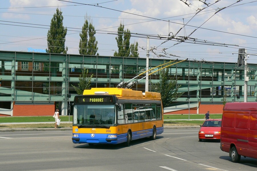 206