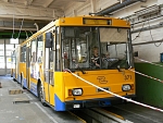 371