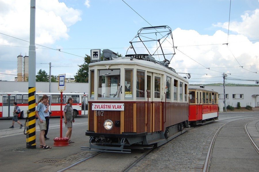 107