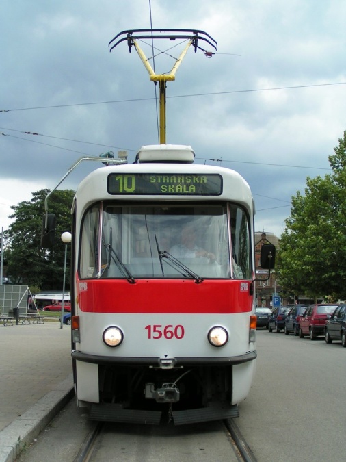 1560