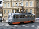 1557