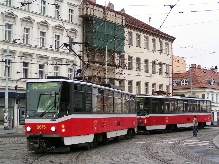 8615