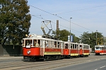 412