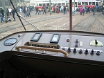 6102