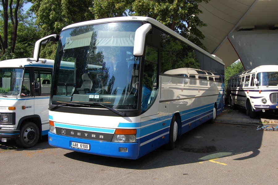 4A8 6100