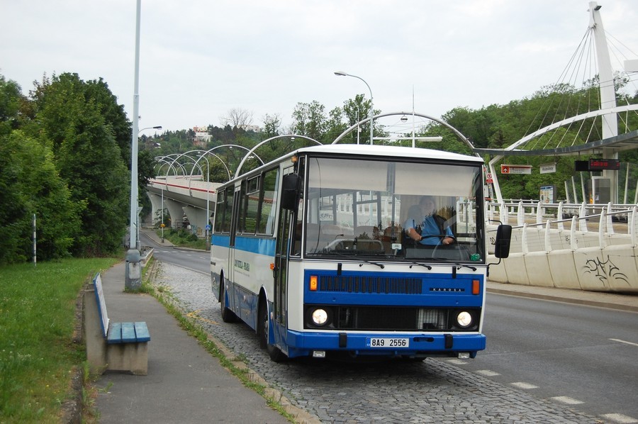 8A9 2556