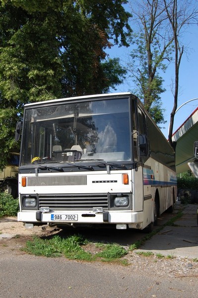 9A6 7002