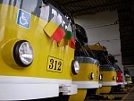 312