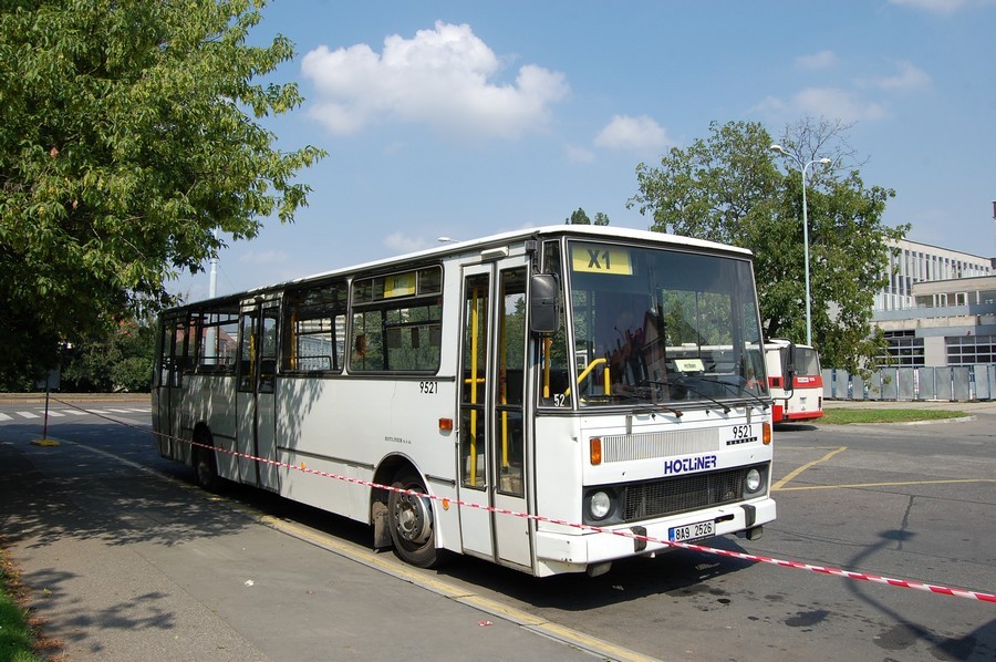 9521