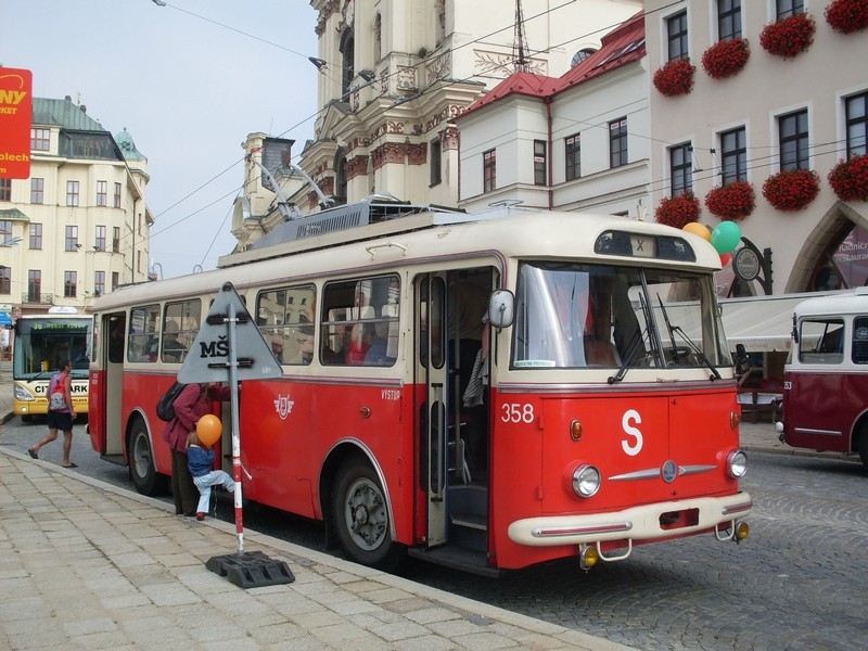 358