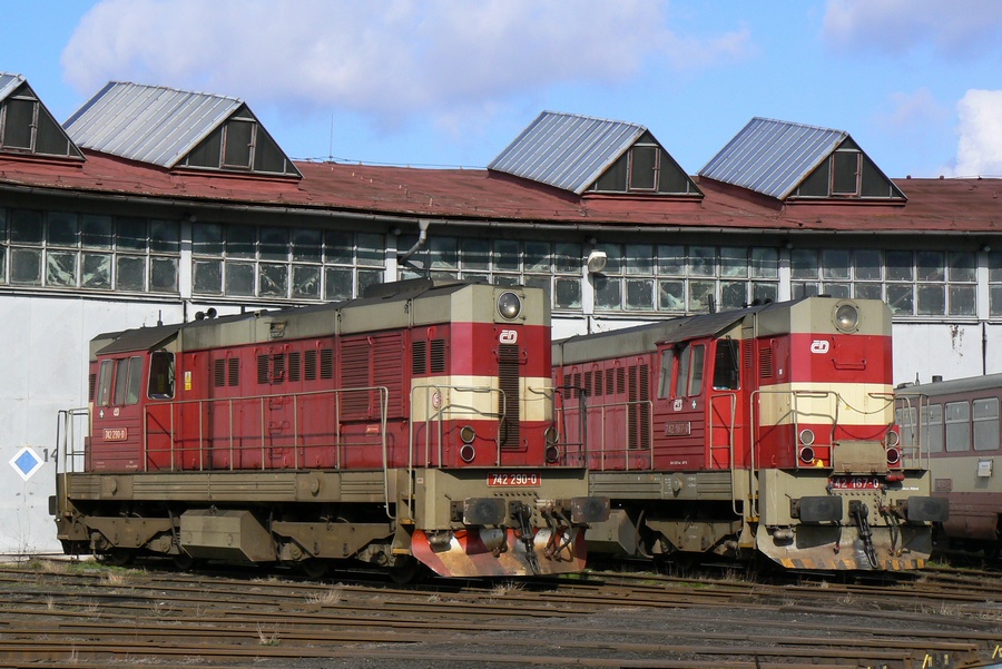742 290-0