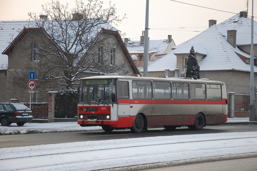 5641
