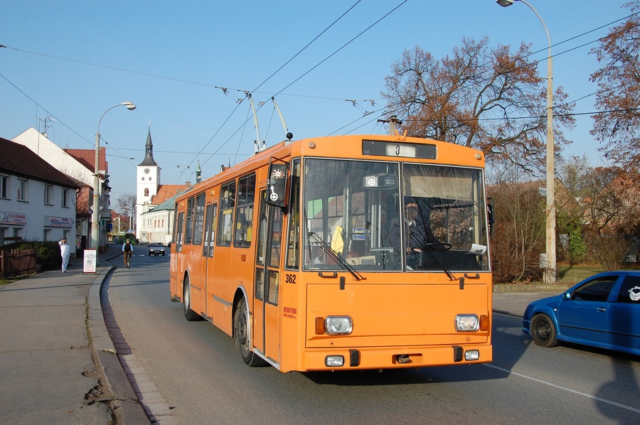 362