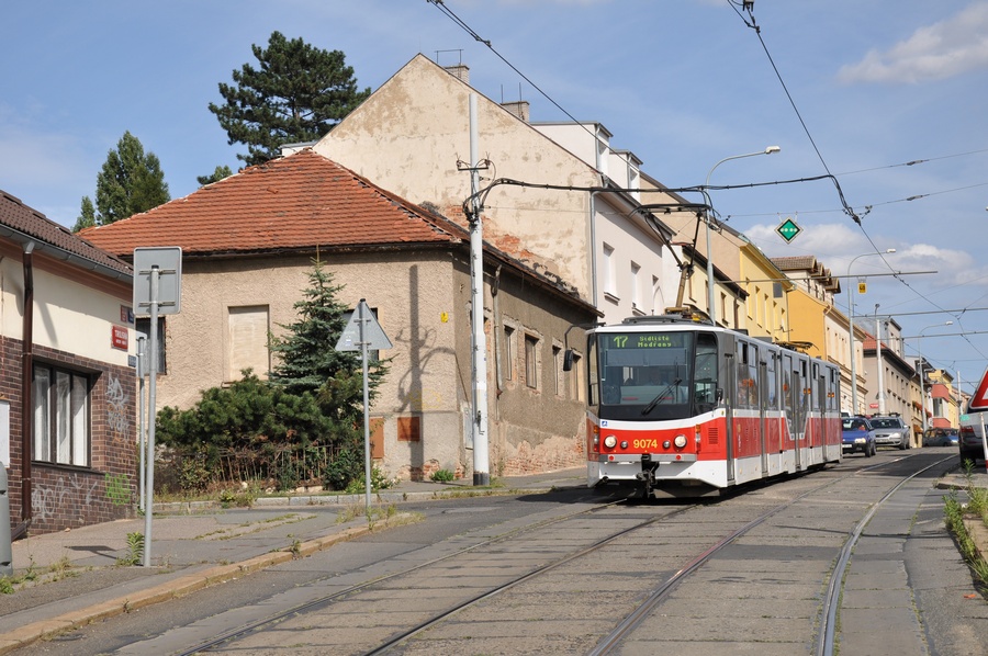 9074