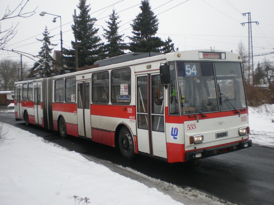 533
