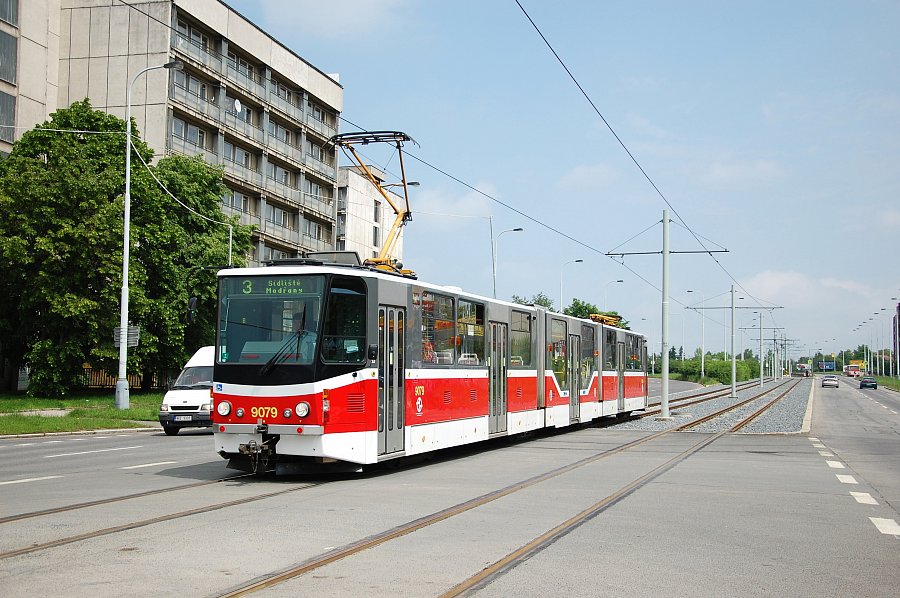9079