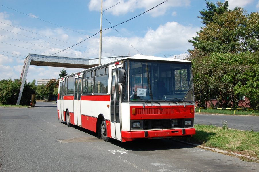 5702