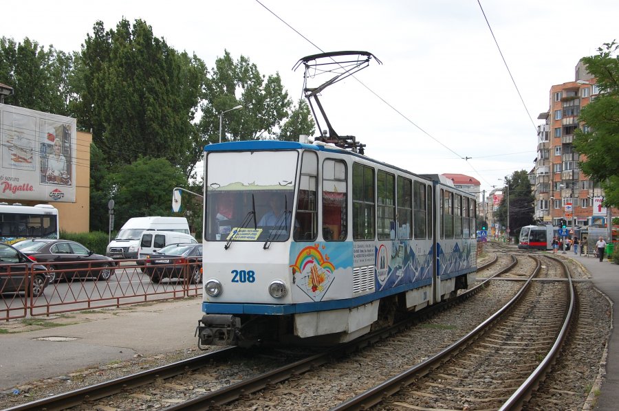 208