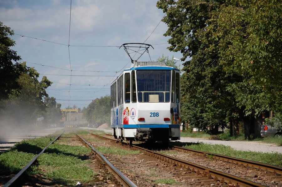215