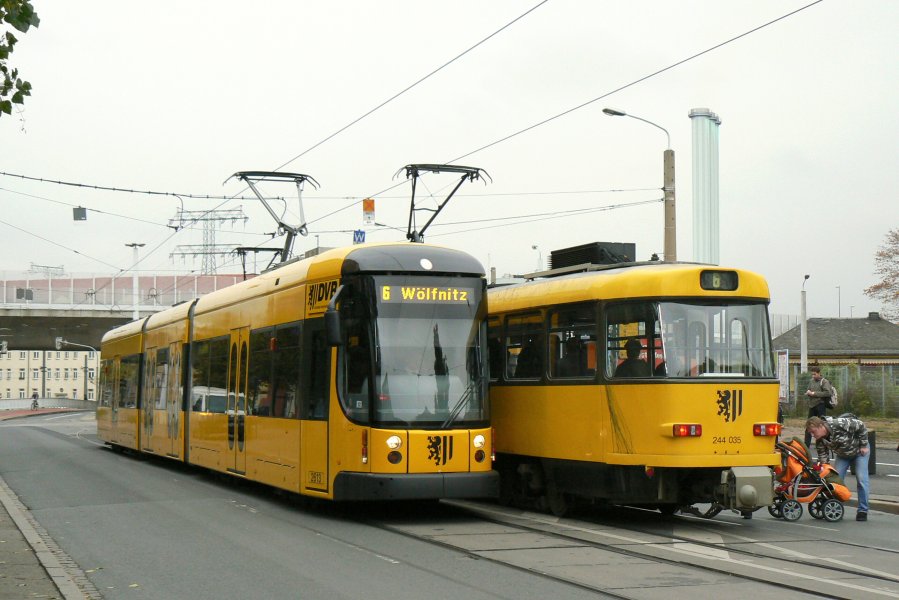 2613