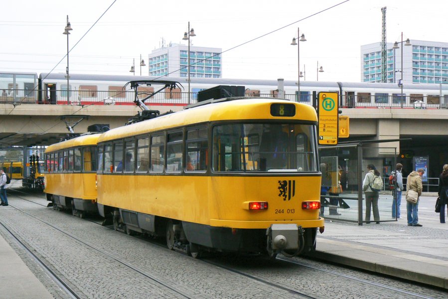 244 013