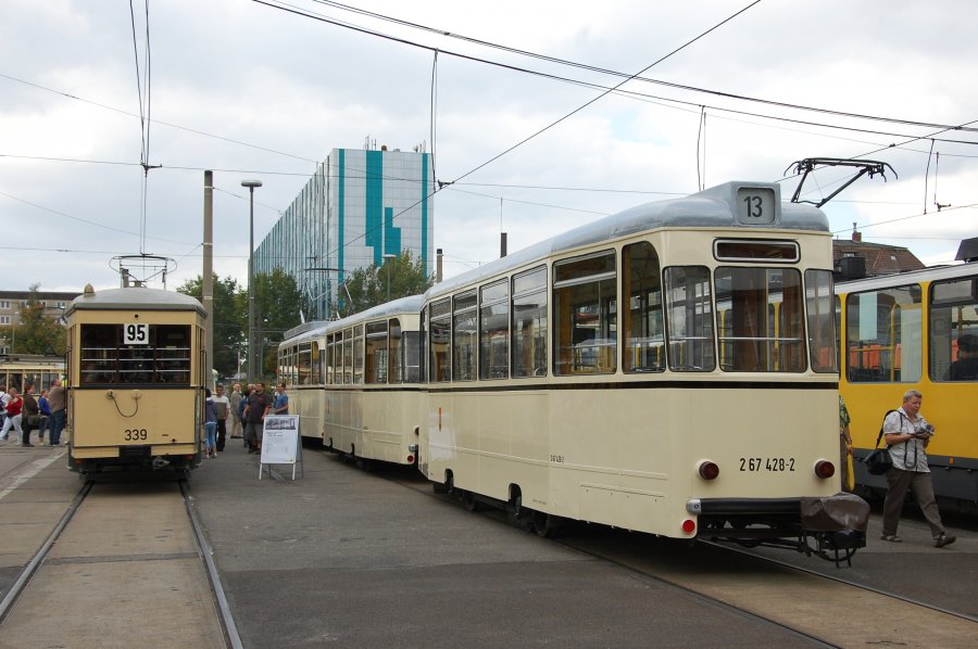 267 428-2