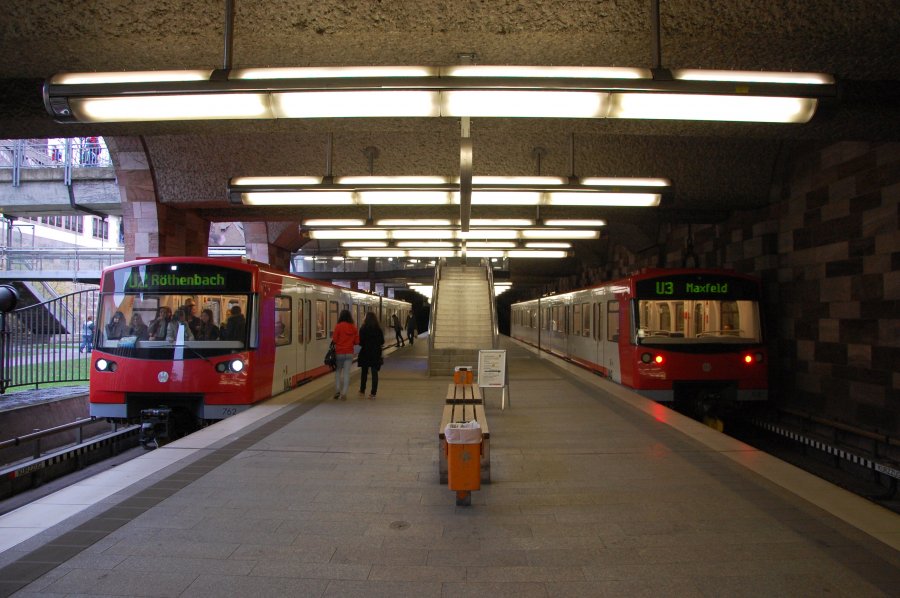 762+718