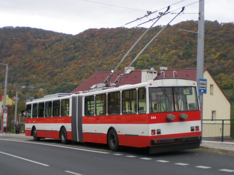 544