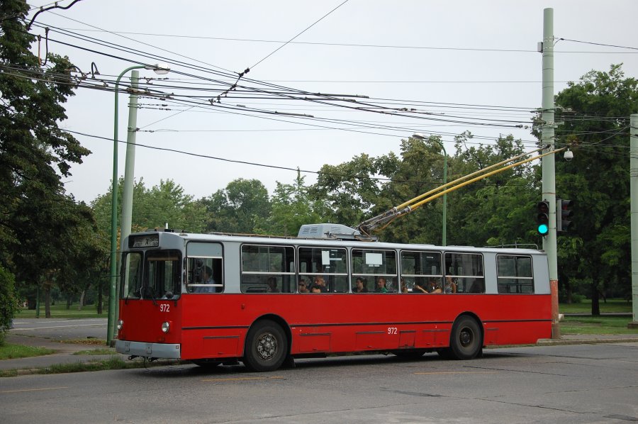 972