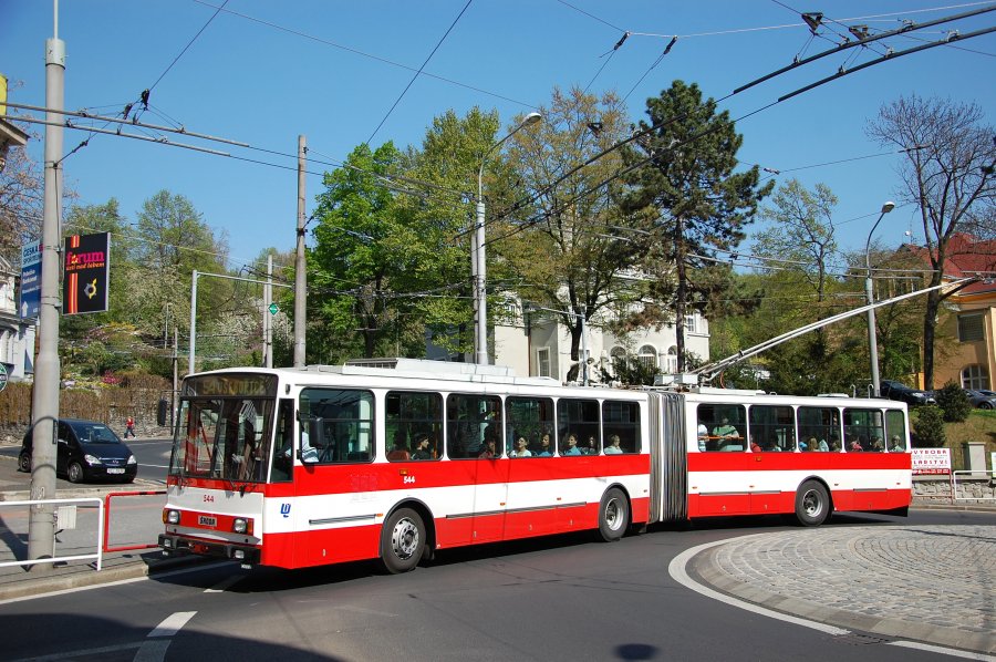 544