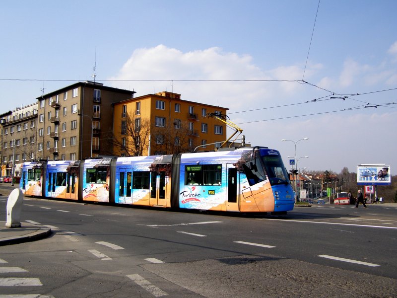 9153
