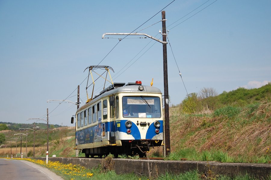 411 901-2
