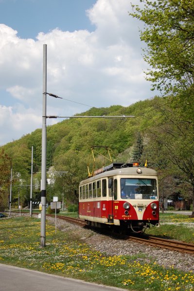 411 902-0