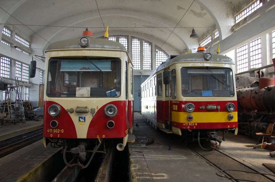411 902-0+411 903-8