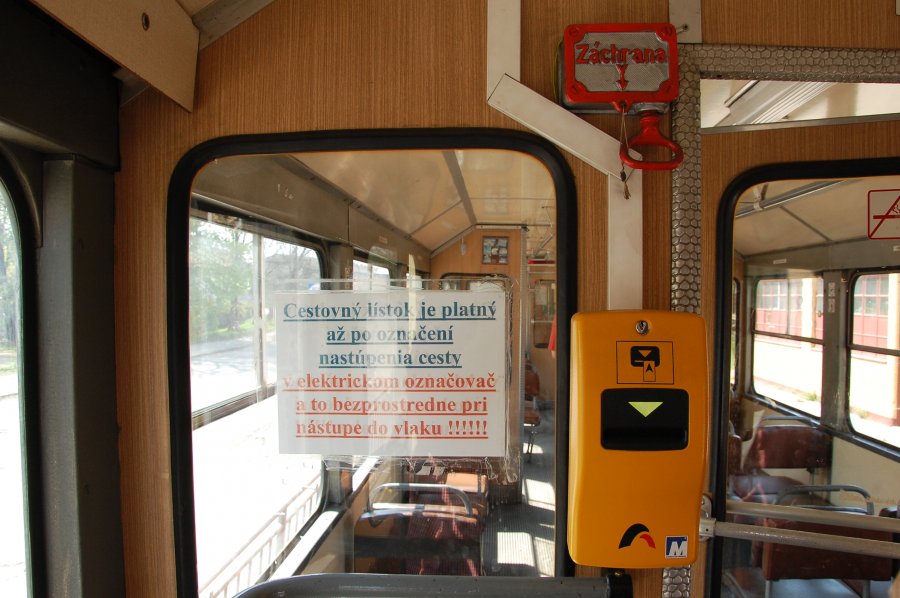 411 902-0